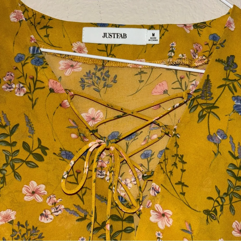 JustFab sheer floral long sleeve Blouse, size Medium - Image 2