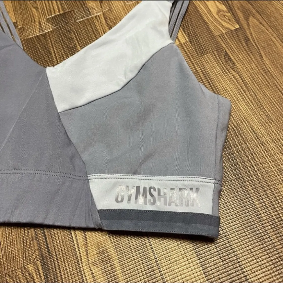 Color-block Sports Bra - Image 6