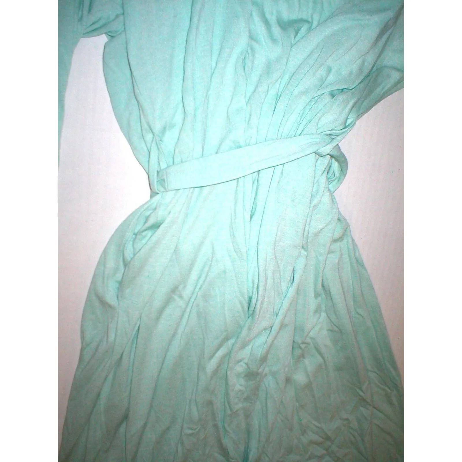 NWT $180 New Natori Light Green Robe Womens M Long Soft Solid Silky Pockets Pale - Image 11