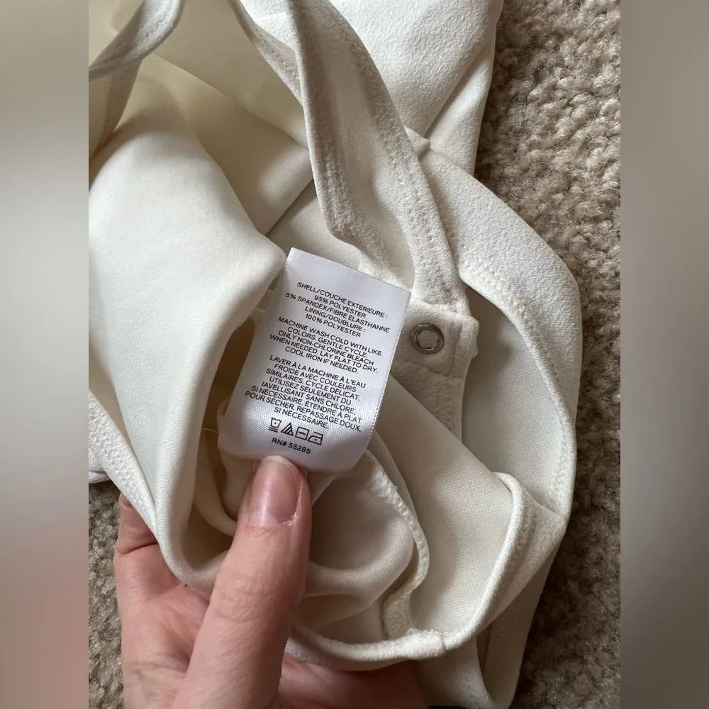 Express off white bow bodysuit - Image 4