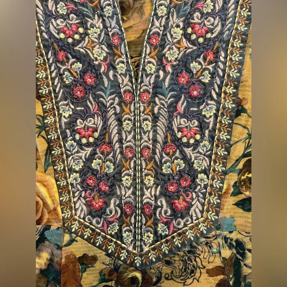 Soft Surroundings Miranda Tunic Top Embroidered Floral Blouse Bohemian PXS - Image 4