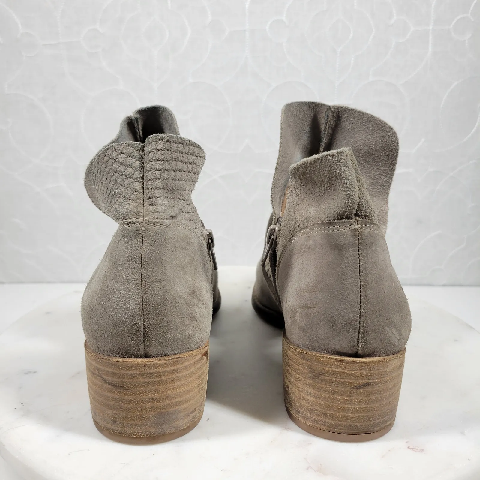 Seychelles Womens Ankle Boots 8 Gray Taupe Suede Leather Side Zip Block Heel - Image 13