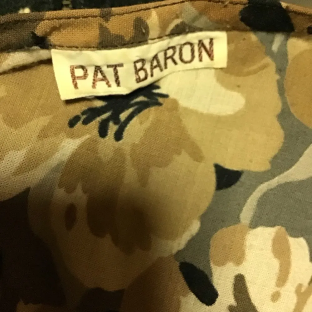 Vintage 70s earthy floral cover up vest Size M - Image 2