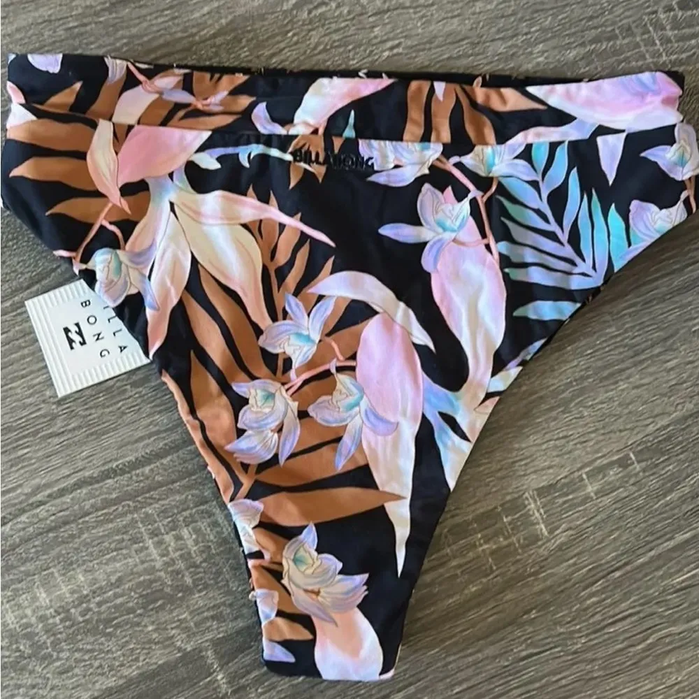 Billabong tropic moon rise reversible rise super skimpy coverage NWT - Image 2
