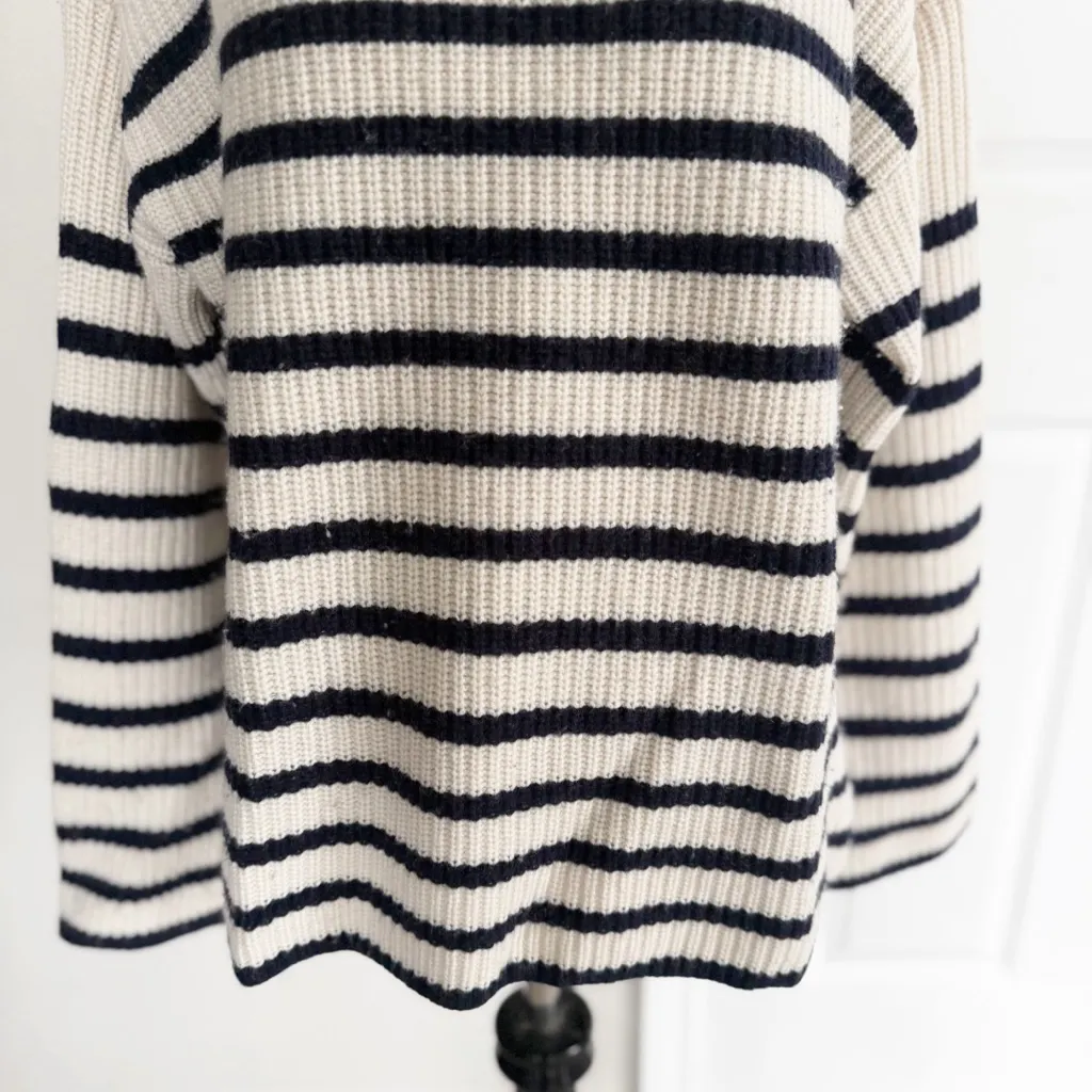 Rails Claudia Sweater Size Small - Image 4