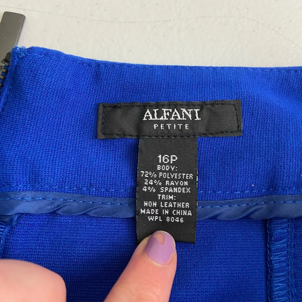 NWOT Alfani women’s electric‎ blue faux leather line zip stretch miniskirt 16P - Image 5