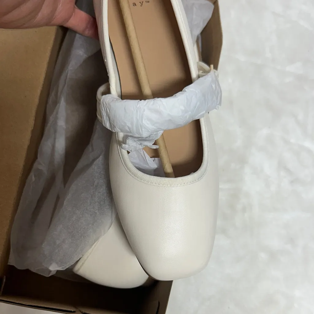 a new day Cream Women's Loafers with Gold Buckle - Image 3