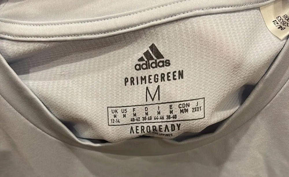 Baby blue Adidas shirt - Image 4