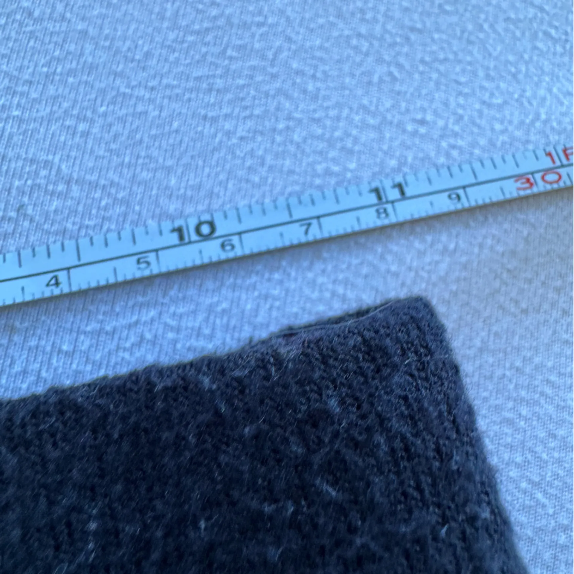 ALO Yoga Women's Charcoal Black Athletic Shorts size XXS - Image 4