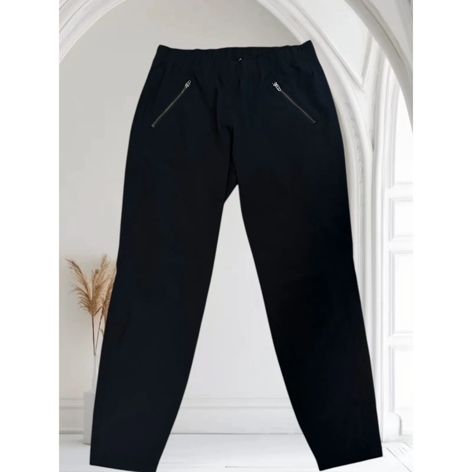 Athleta Black Aspire Ankle Pant Size 4 Joggers Track Pants Zip Pockets - Image 14
