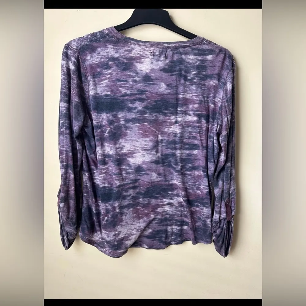 Calvin Klein T-Shirt Womens Medium Purple Tie Dye Tee Smocked Roll Tab Sleeves - Image 3