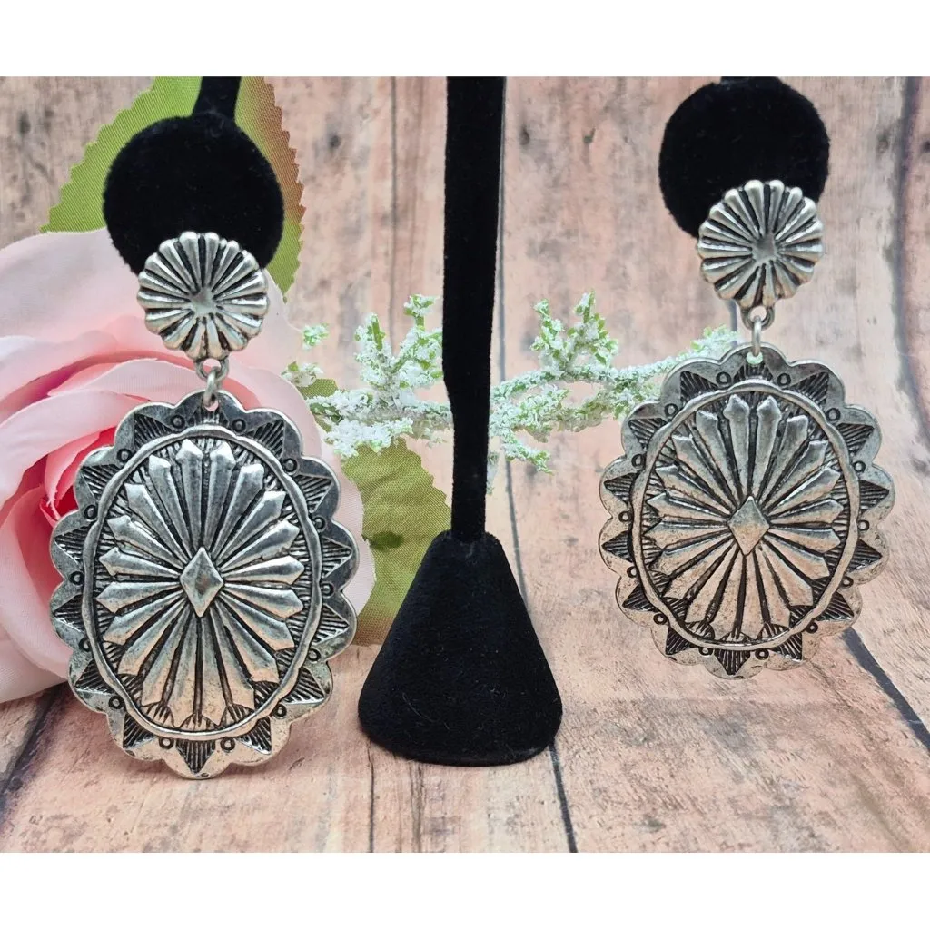 Silver Tone Western Cowgirl Conch Dangle Drop Earrings Statement 3" - Image 2