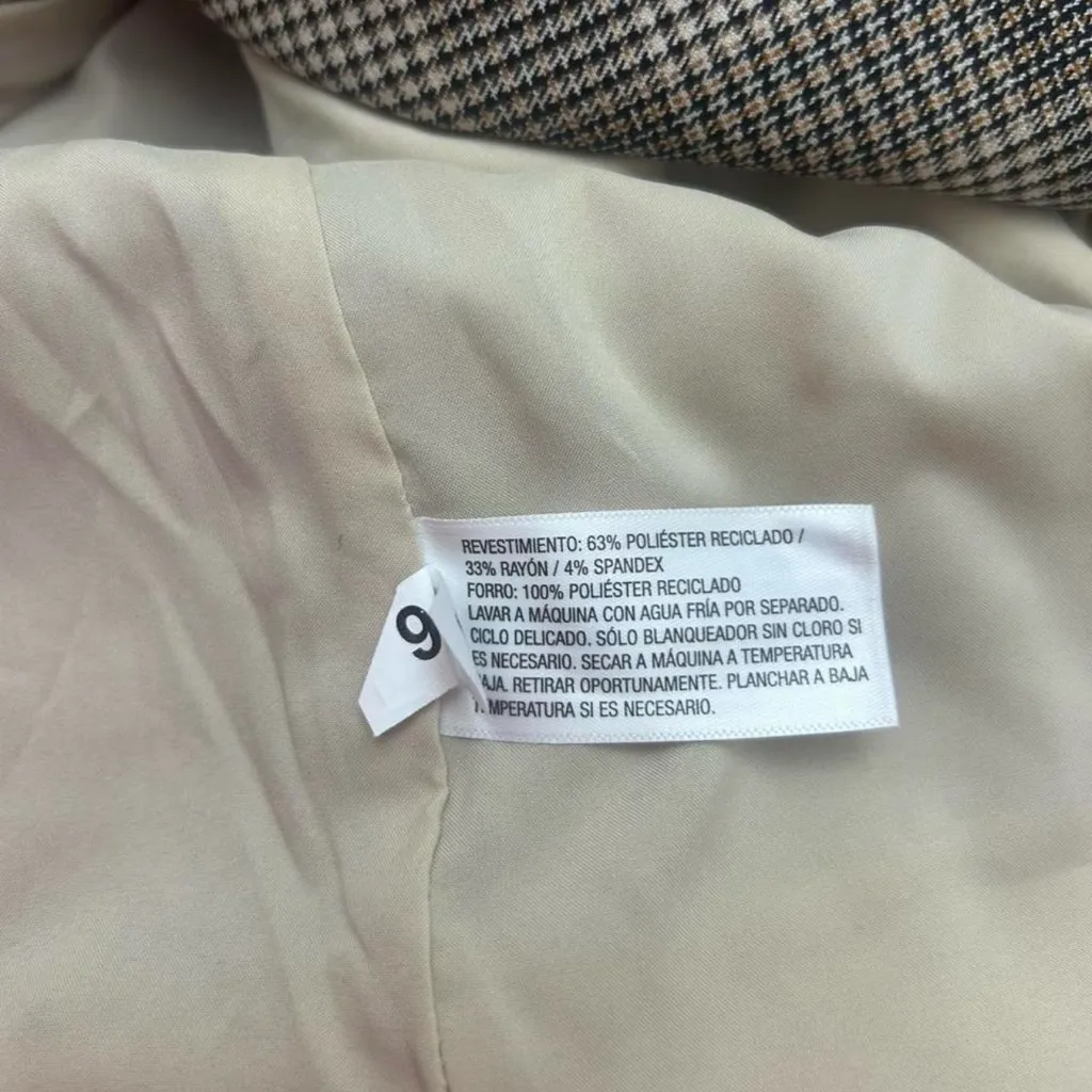 NWT  Women’s Brown Plaid Double-Breasted Blazer – Size Medium - Image 4