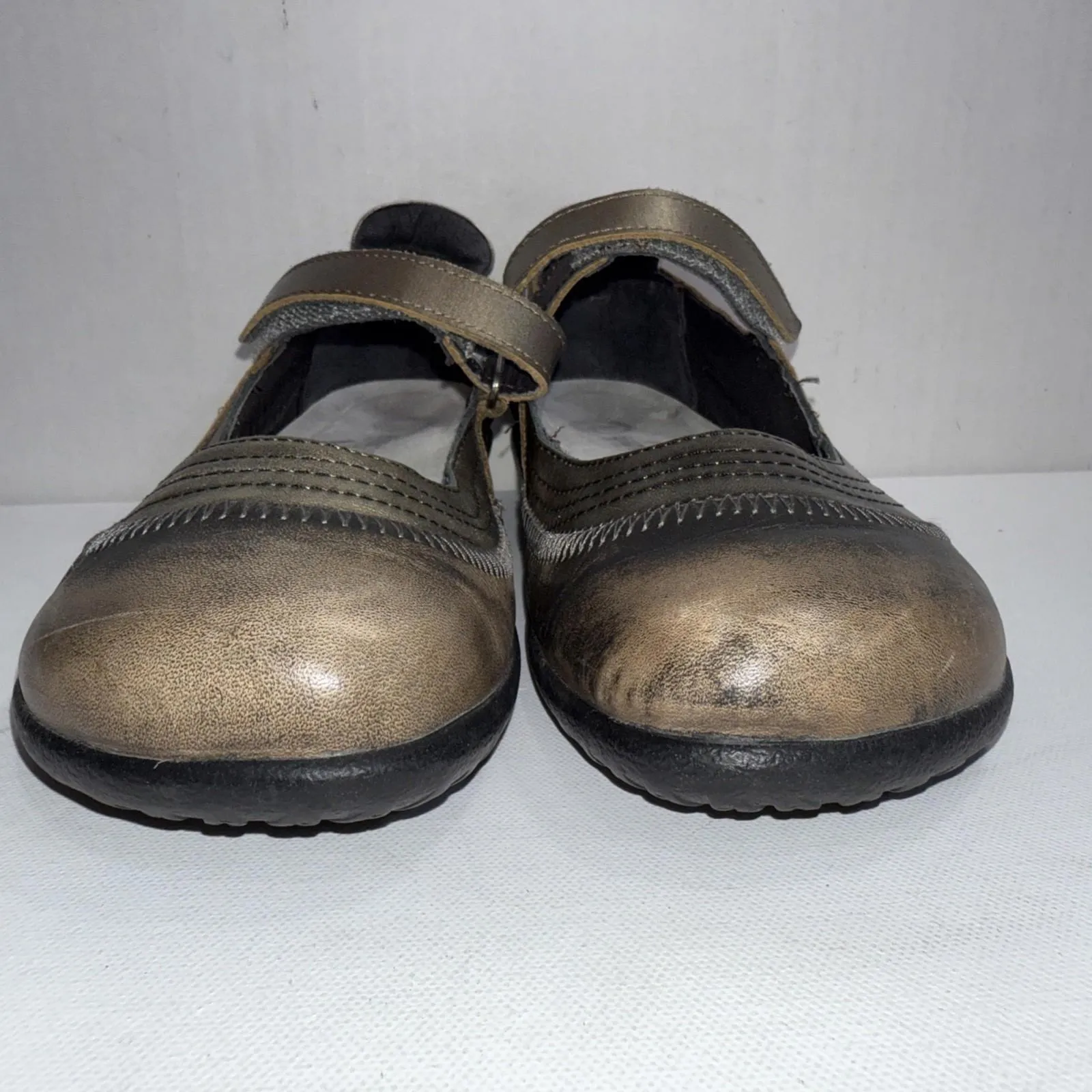 Naot Kirei Mary Jane Beige Metallic Minimalist Suede Leather Shoes Flats 39 Size 8 - Image 10