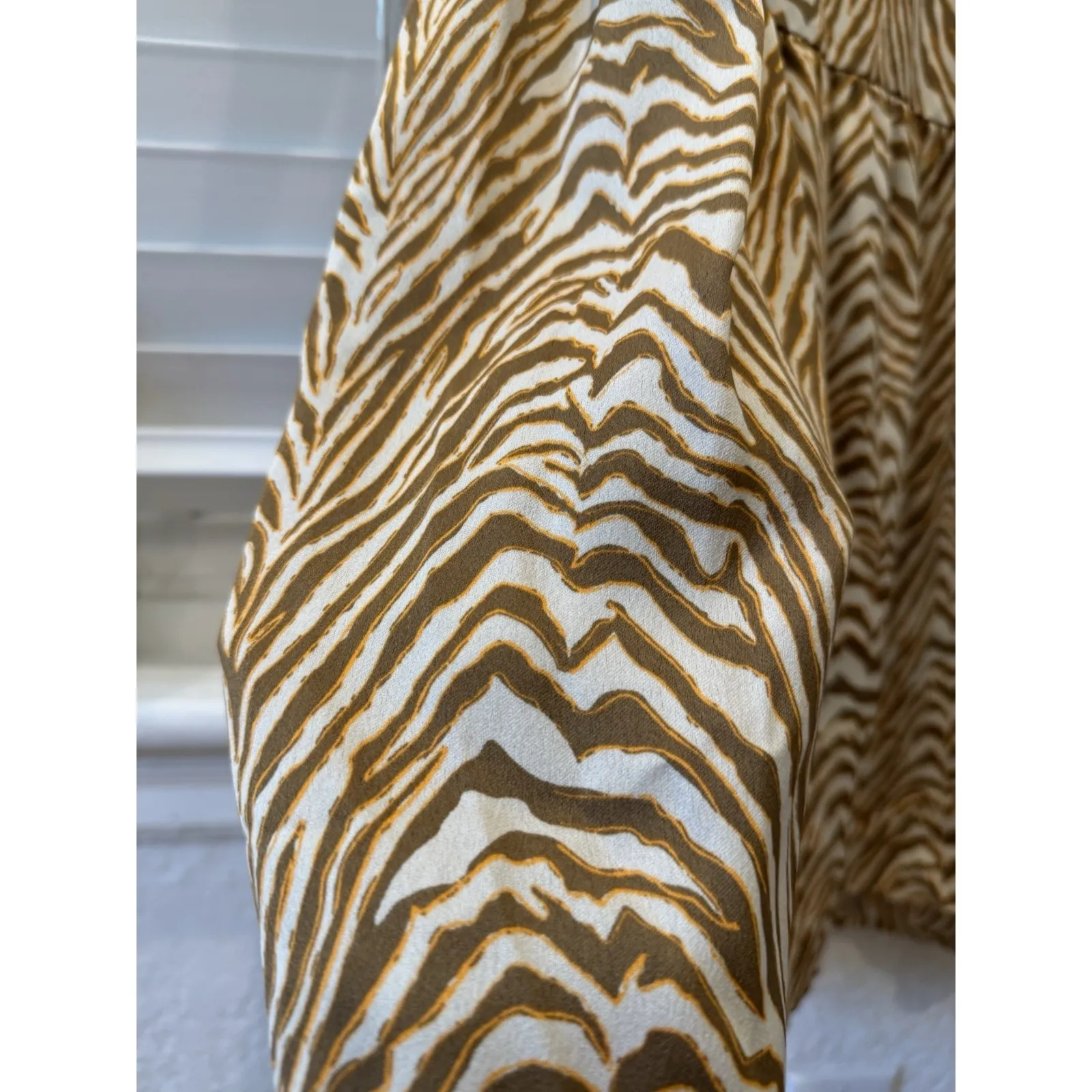 NEW Norr Dress Size‎ XS Animal Zebra Print Quiet Luxury Minimalist Modest Office Tan - Image 11