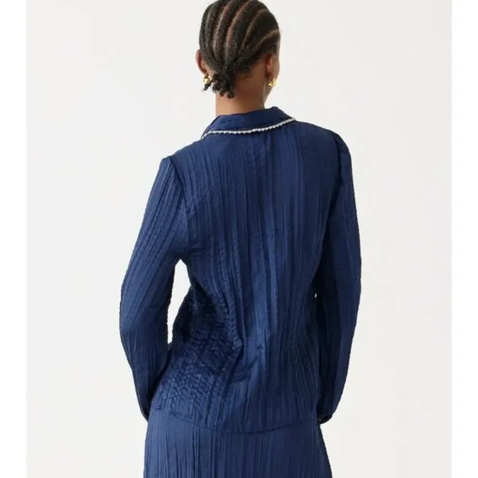 J. CREW NWT Crystal Embellished Navy Blue Shirt in Crinkle Satin Size Small - Image 4