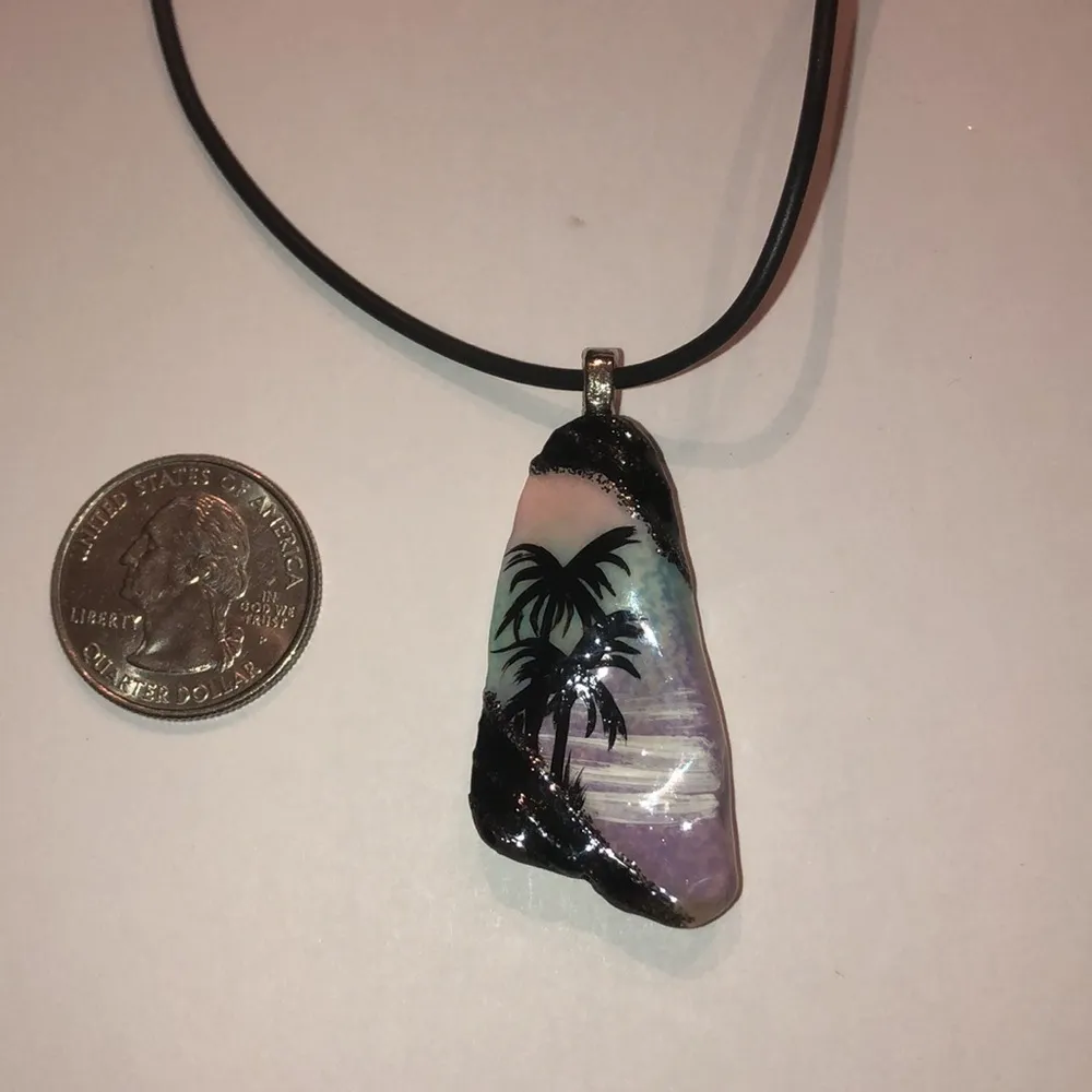 Hand Painted Palm Tree Shell By Toni K Boho Necklace Black - Image 4