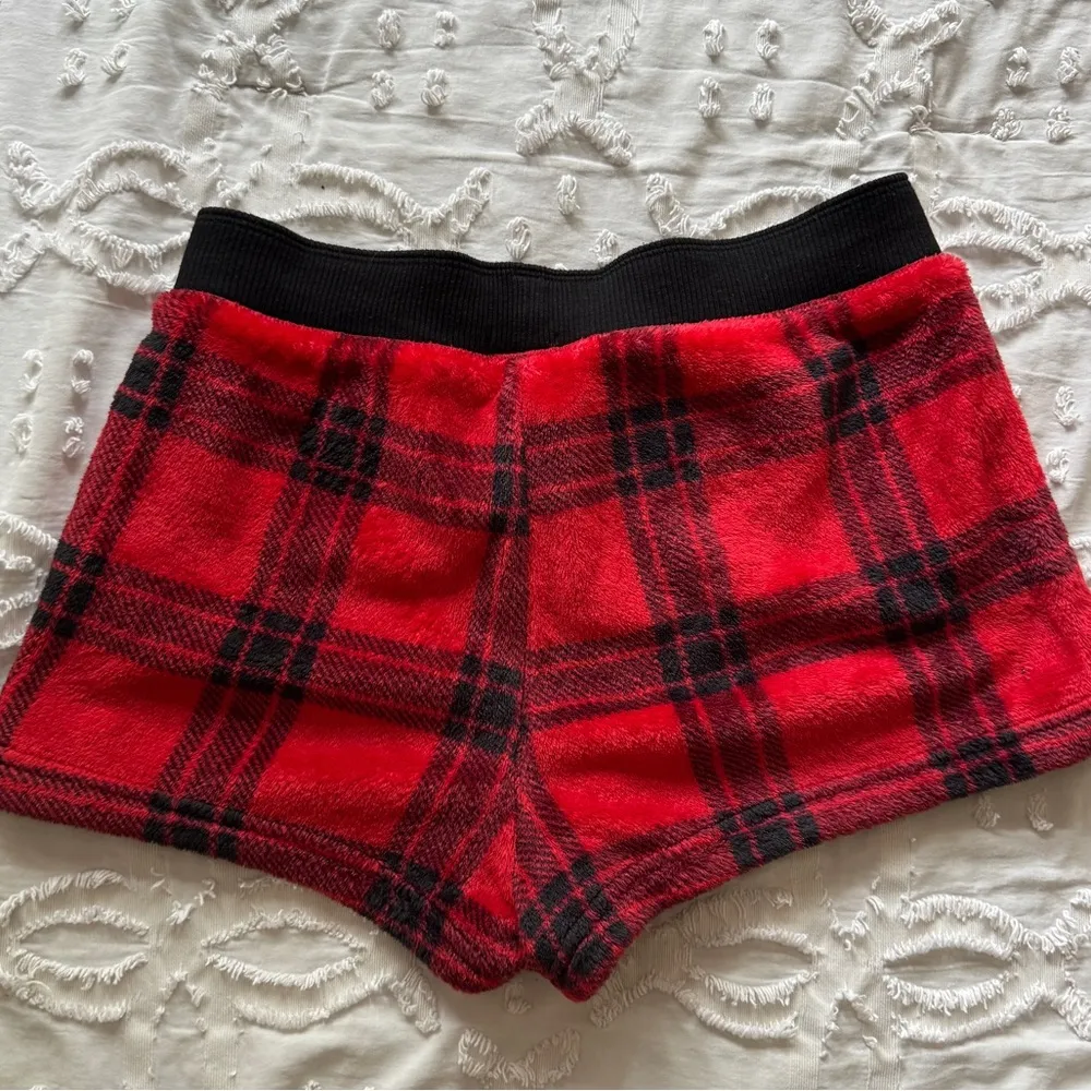 PINK RED PLAID S FUZZY SOFT SHORTS - Image 4