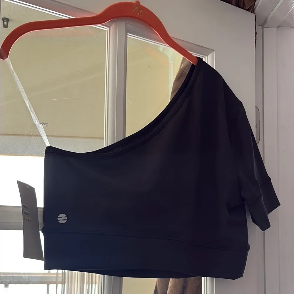 Zella Black Asymmetrical Crop Top - Image 4