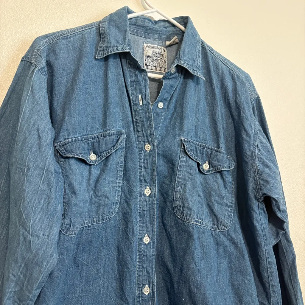 Women’s Medium Vintage Western Blue Denim Button - Image 6