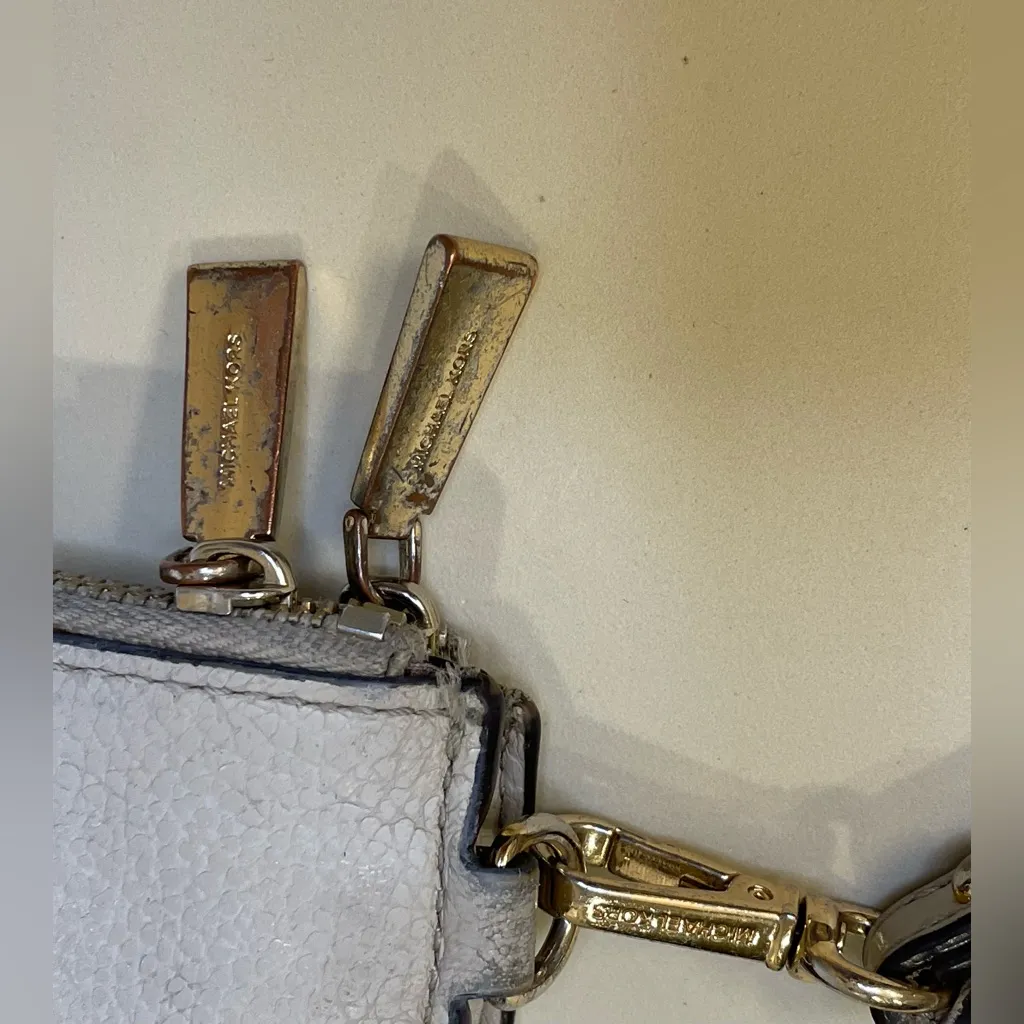 Michael Kors  Adele Double Zip Gold Tone‎ Wristlet Wallet - Image 15