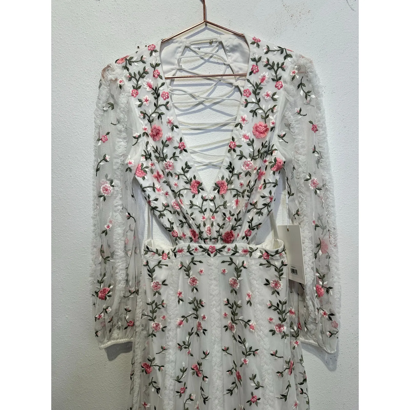 MAC DUGGAL White Floral Embroidered Mesh Sleeve Lace Up Back Dress size 6 NWT - Image 6