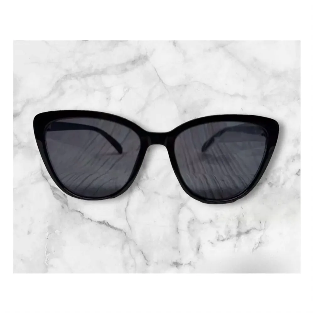 NWT Rachel Zoe Nina Black Cat Eye Glasses - Image 2