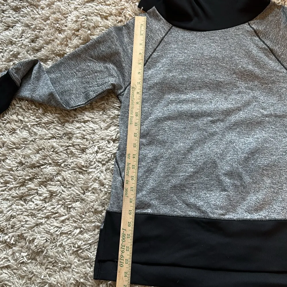 VSX Victoria’s Secret Sport Gray and Black Pullover Spandex Turtleneck - Xsmall - Image 12