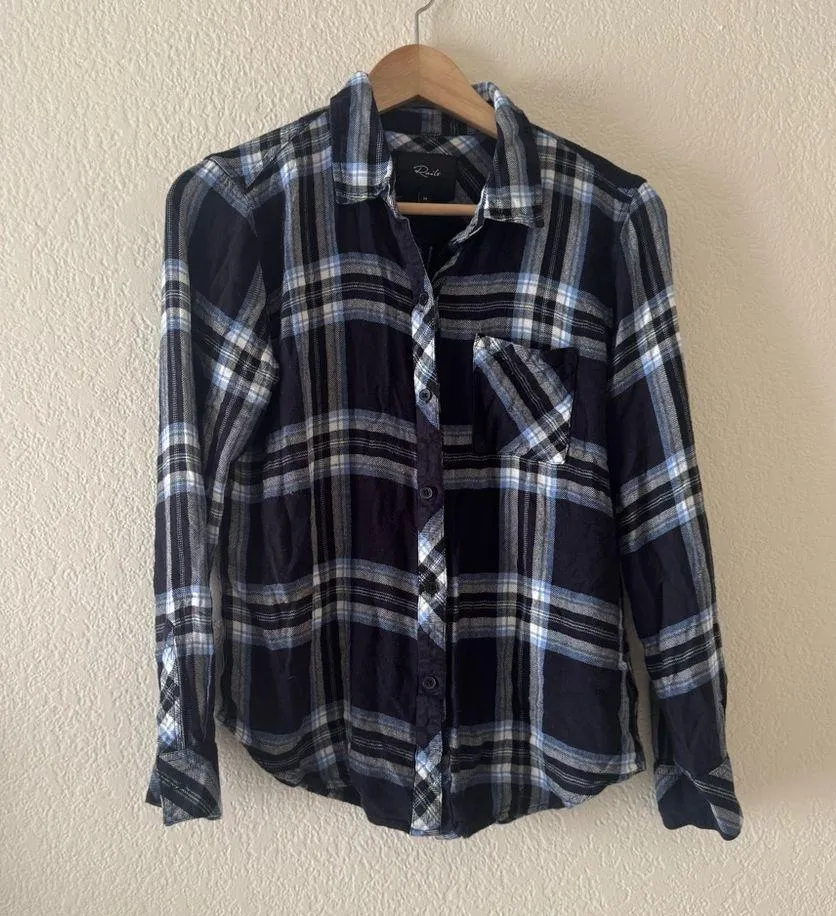 Rails Hunter Shirt in Admiral Blue Yellow - Image 4