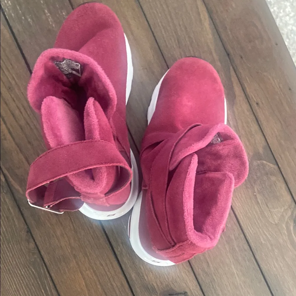 Skechers Suede D'Lite Toasty Toes Women's Ankle Buckle Boots - Image 7