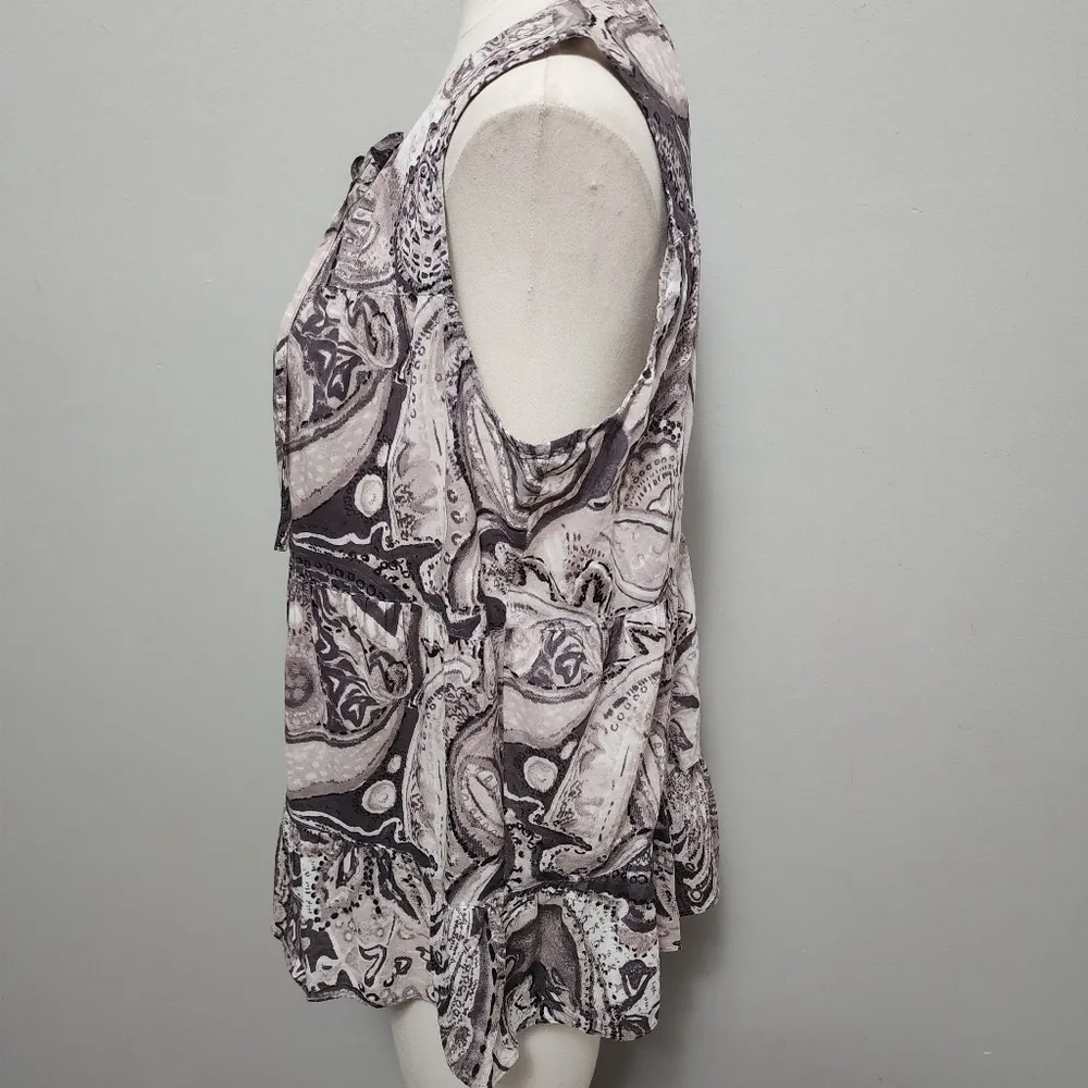 Talbots brown paisley sleeveless tiered ruffle hem blouse size mp - Image 4