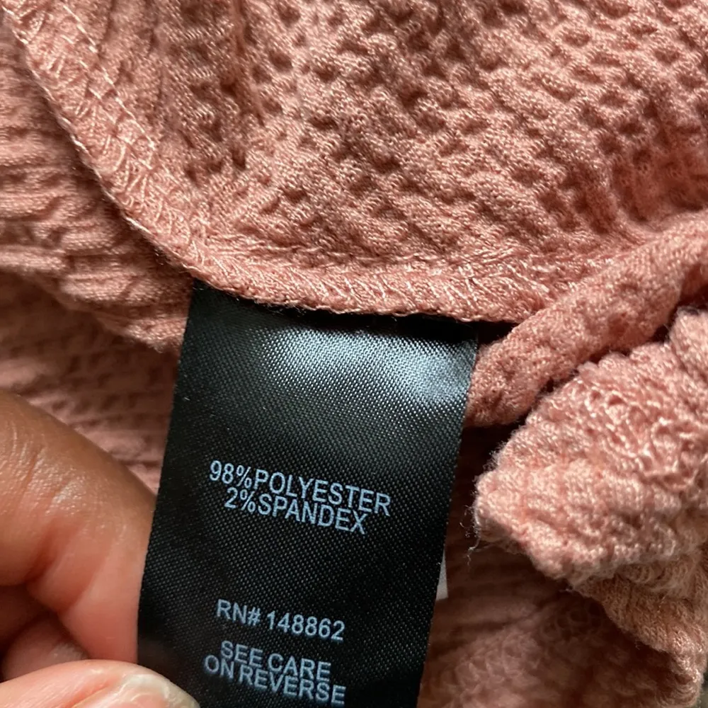 Torrid Dusty Pink Textured Smocked Off Shoulder Babydoll Top SIZE 00 - Image 7