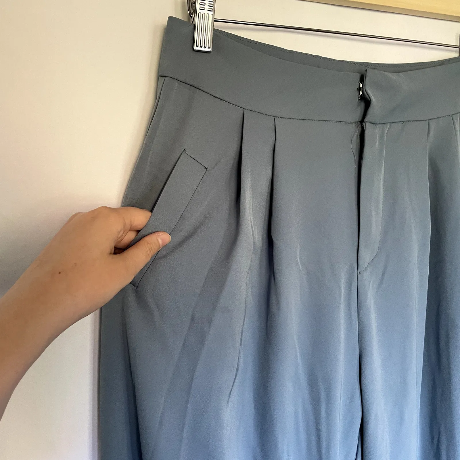J.Inc flowy blue slacks pockets women's size M trousers high waist wide leg Size M - Image 2