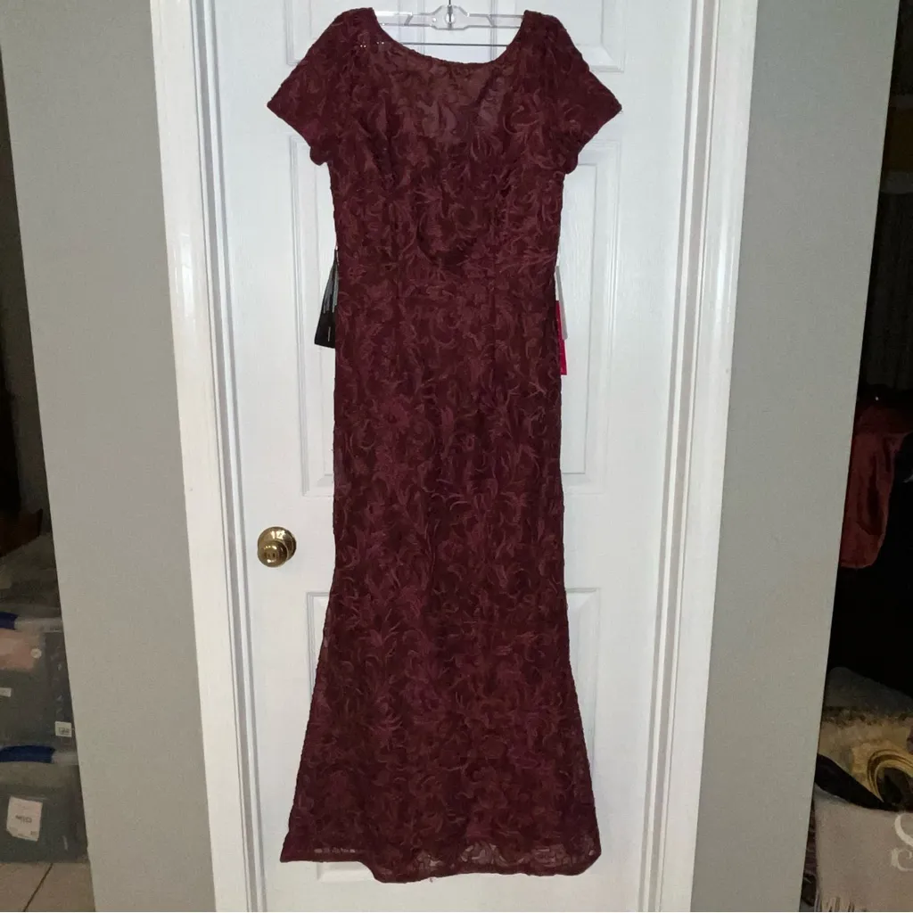 JS‎ Collections Merlot Burgundy Red Jolene Soutache Mesh Maxi Dress Size 6 NEW - Image 3