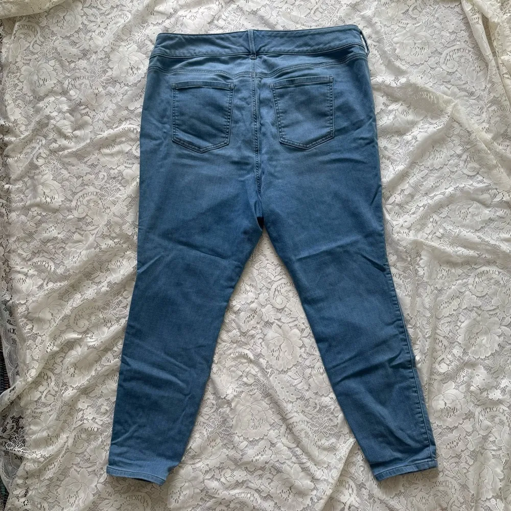 Torrid Stretch Denim Women's Light Blue Feel The Fit Jegging Jeans 22R - Image 6