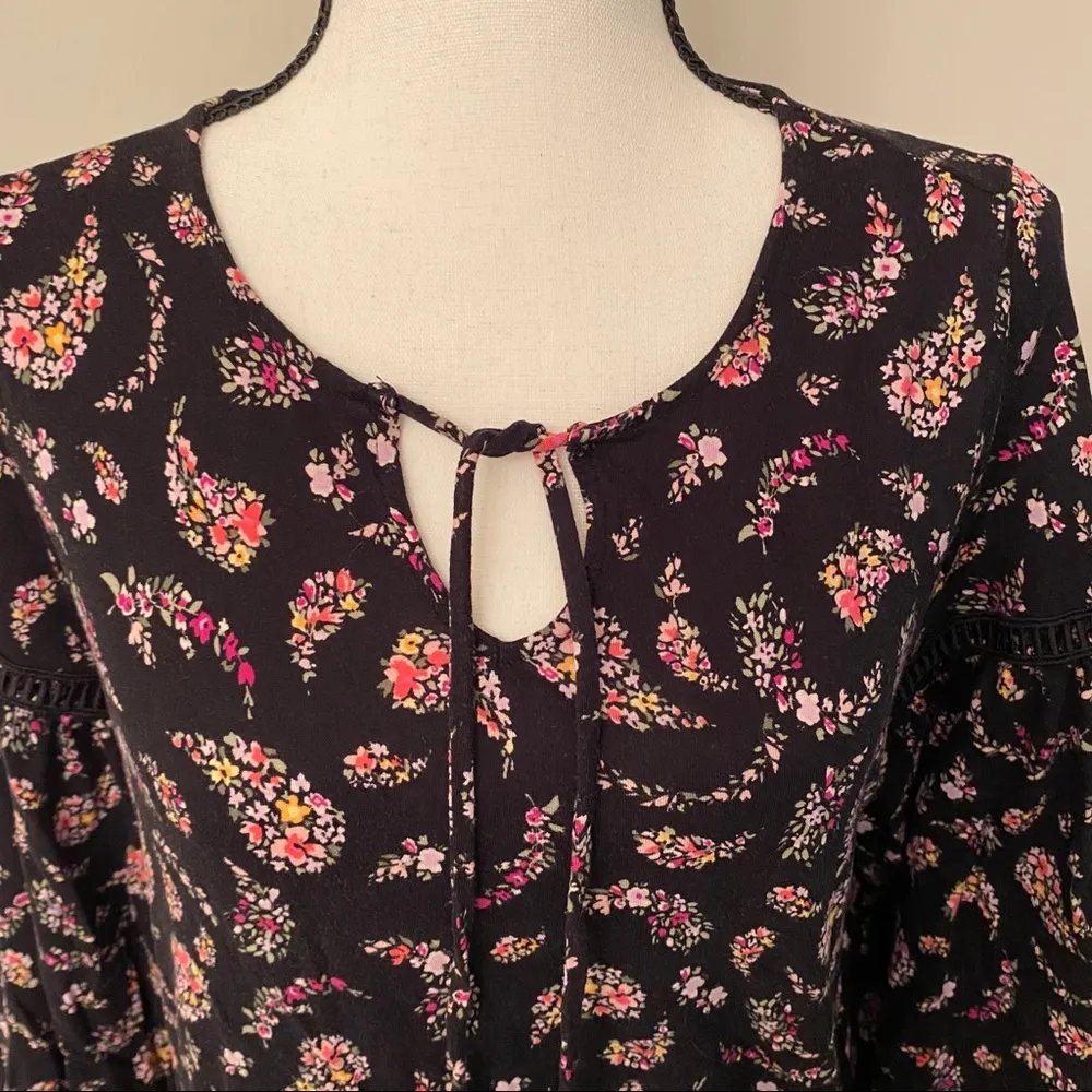 Old Navy || Black paisley floral print boho top - Image 2