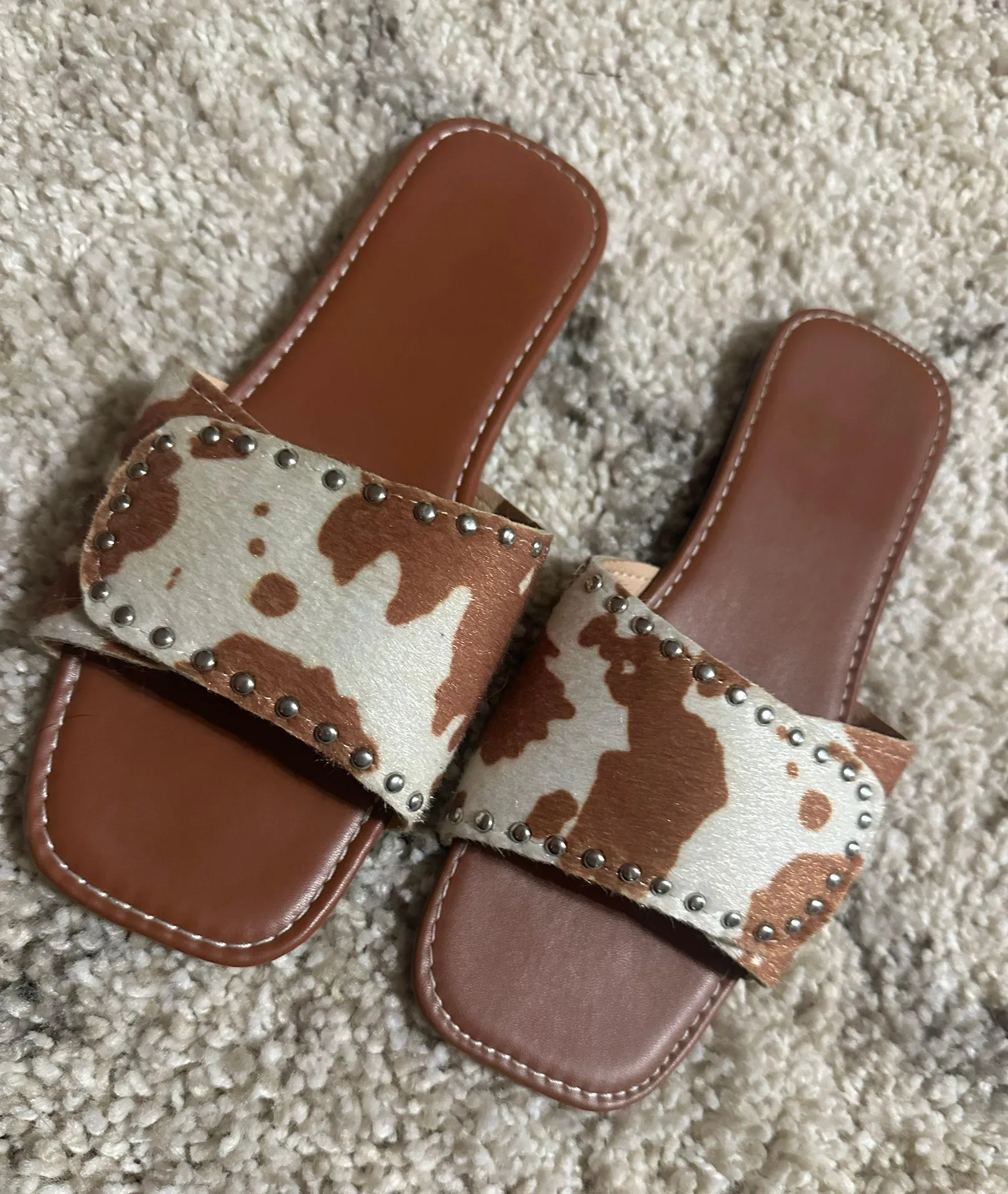 cowhide sandals Size 7.5 - Image 3