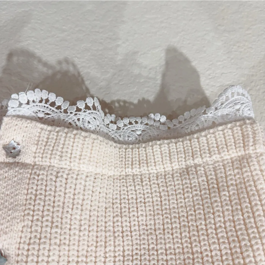 Jacquie The Label Short Sleeve Cardigan in Cream with Star Buttons Size S NWT - Image 4