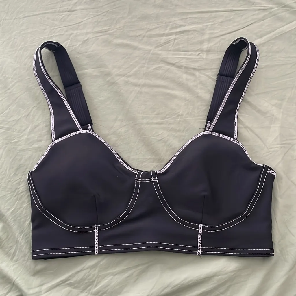 Black Alo Airlift Redefine Bra size Small - Image 6