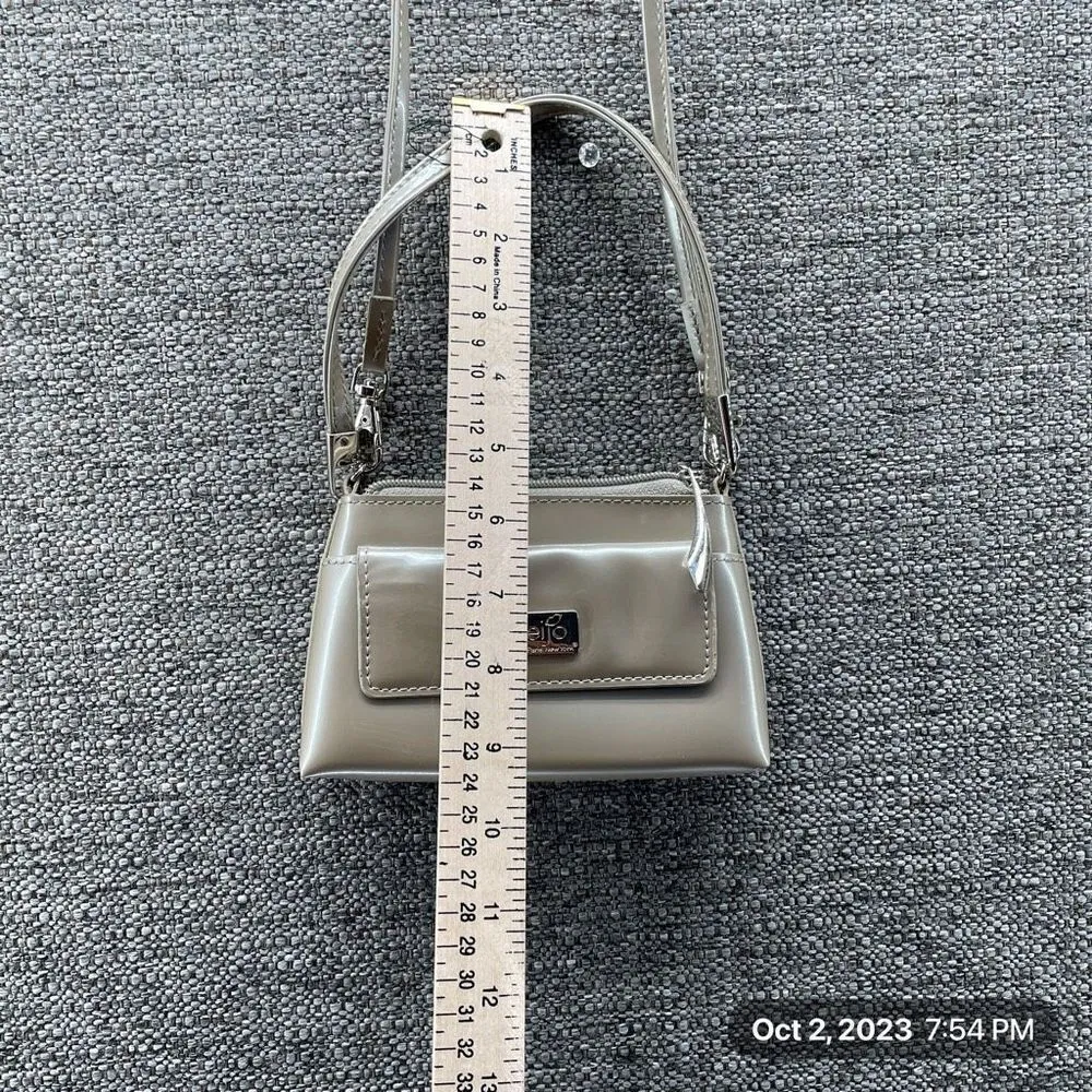 Beijo Mini Purse Metallic‎ Convertible Shoulder Cross Body or Wallet Silver - Image 6