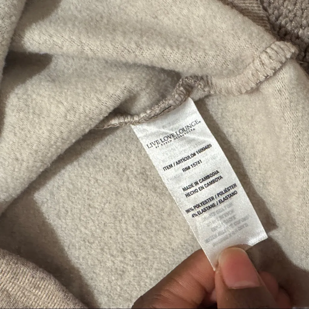 Live Love Lounge by Karen Neuburger Tan/White Star Print Knit Pajama Set SIZE S Tan - Image 4