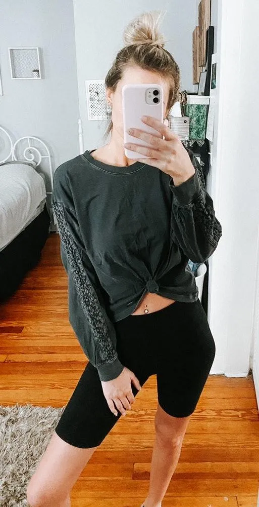 Garment-Dye Lace Boyfriend T-Shirt - Image 6