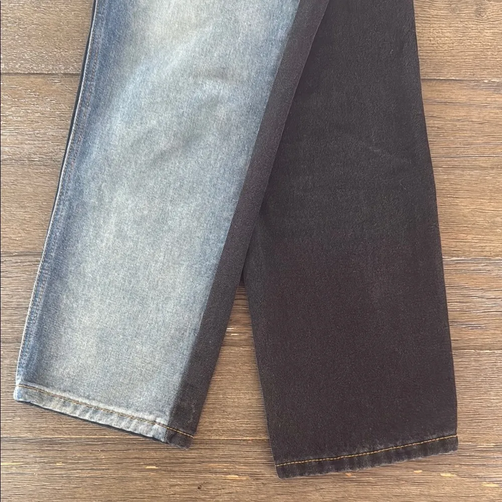Carmen Two Tone Jean in Blue & Washed Black
SUPERDOWN - Image 7