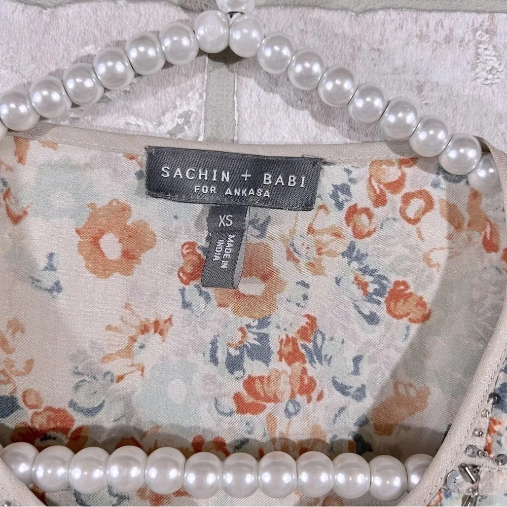 Sachin + Babi for Ankasa Silk Beaded Beige and Floral Print Tunic Top Size XS - Image 7