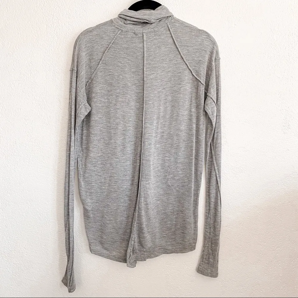 Rag & Bone Jeans Grey Basic Turtleneck Size Small - Image 8
