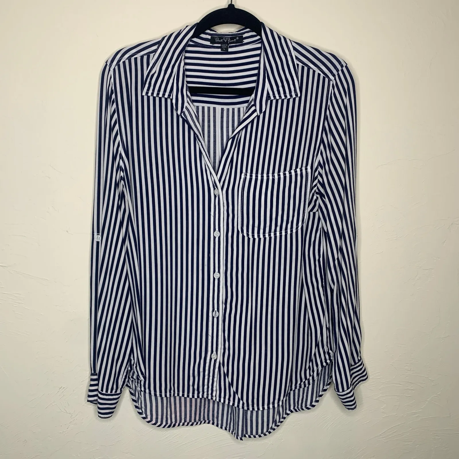 Velvet Heart Navy Blue White Striped Button Up Shirt Sz Large - Image 5