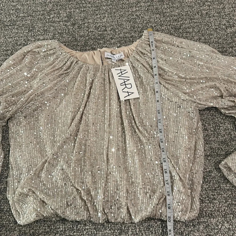 NWT Endless Rose Boutique Sequin Blouson Top Sz M - Image 15