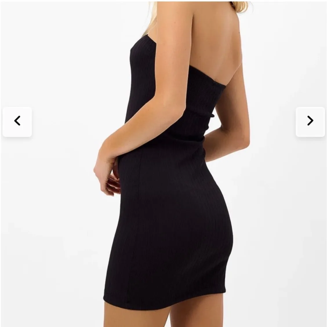 New with Tags Frankies Bikinis Black Palmer Plissé Strapless Dress Size: Large - Image 2