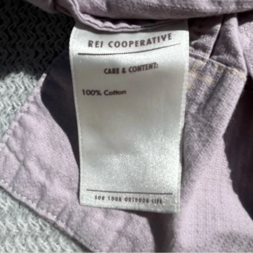 REI Co-Op Women’s Short Sleeve Light Purple Camp Shirt Sz Small Button Down Up - Image 6