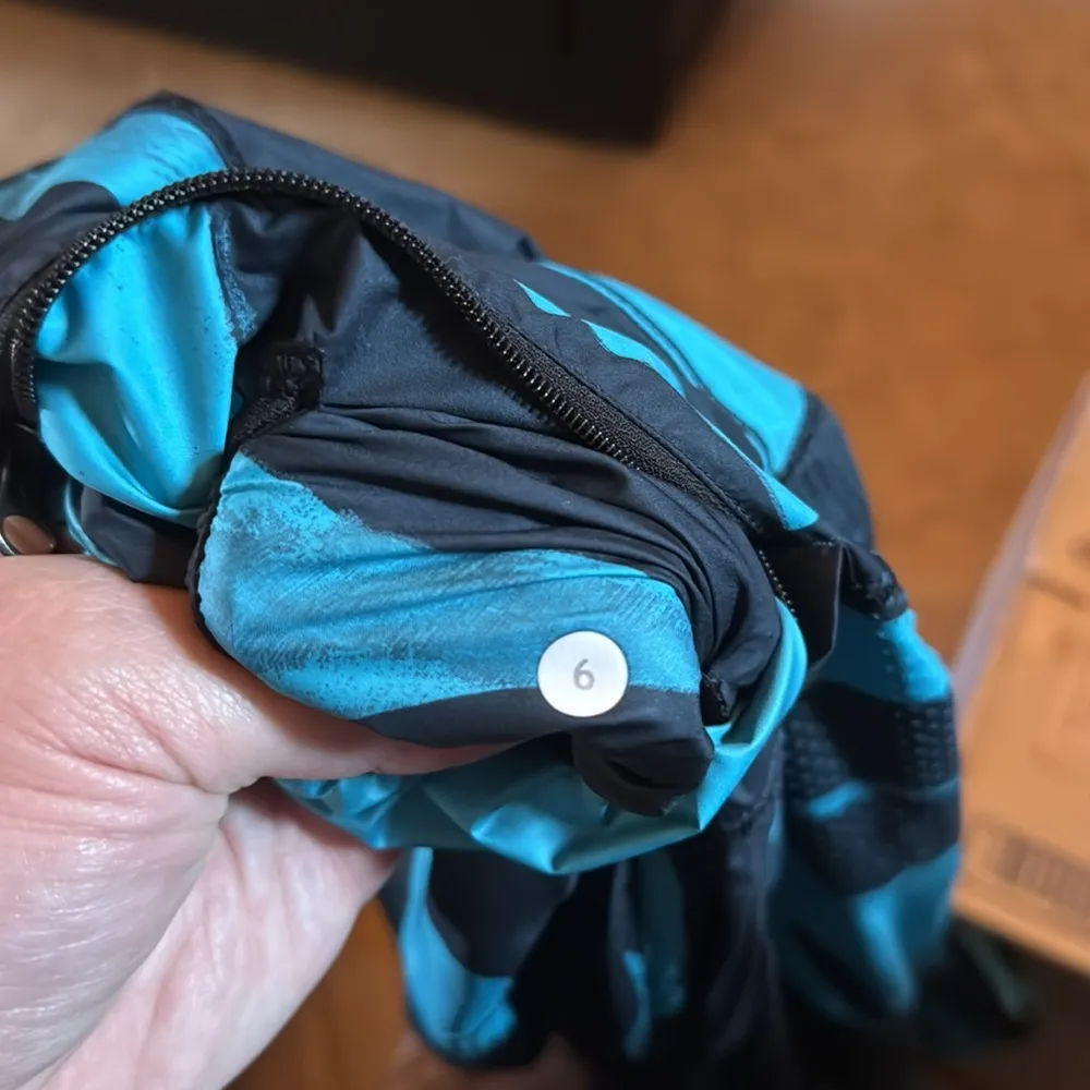 Lululemon Pack-It Vest Back Spin Stroke Peacock Blue Black Size 6 - Image 13